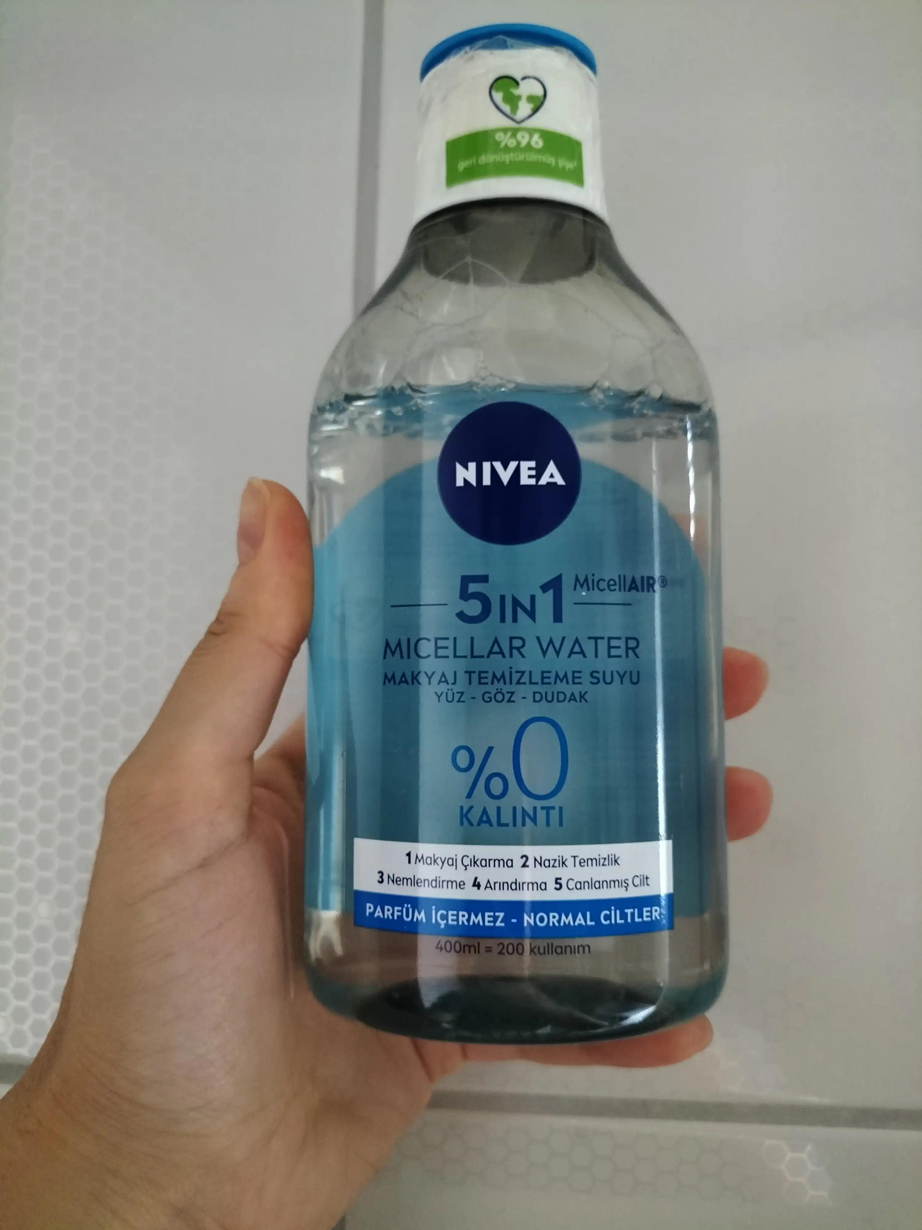 Nivea Makyaj Temizleme Suyu