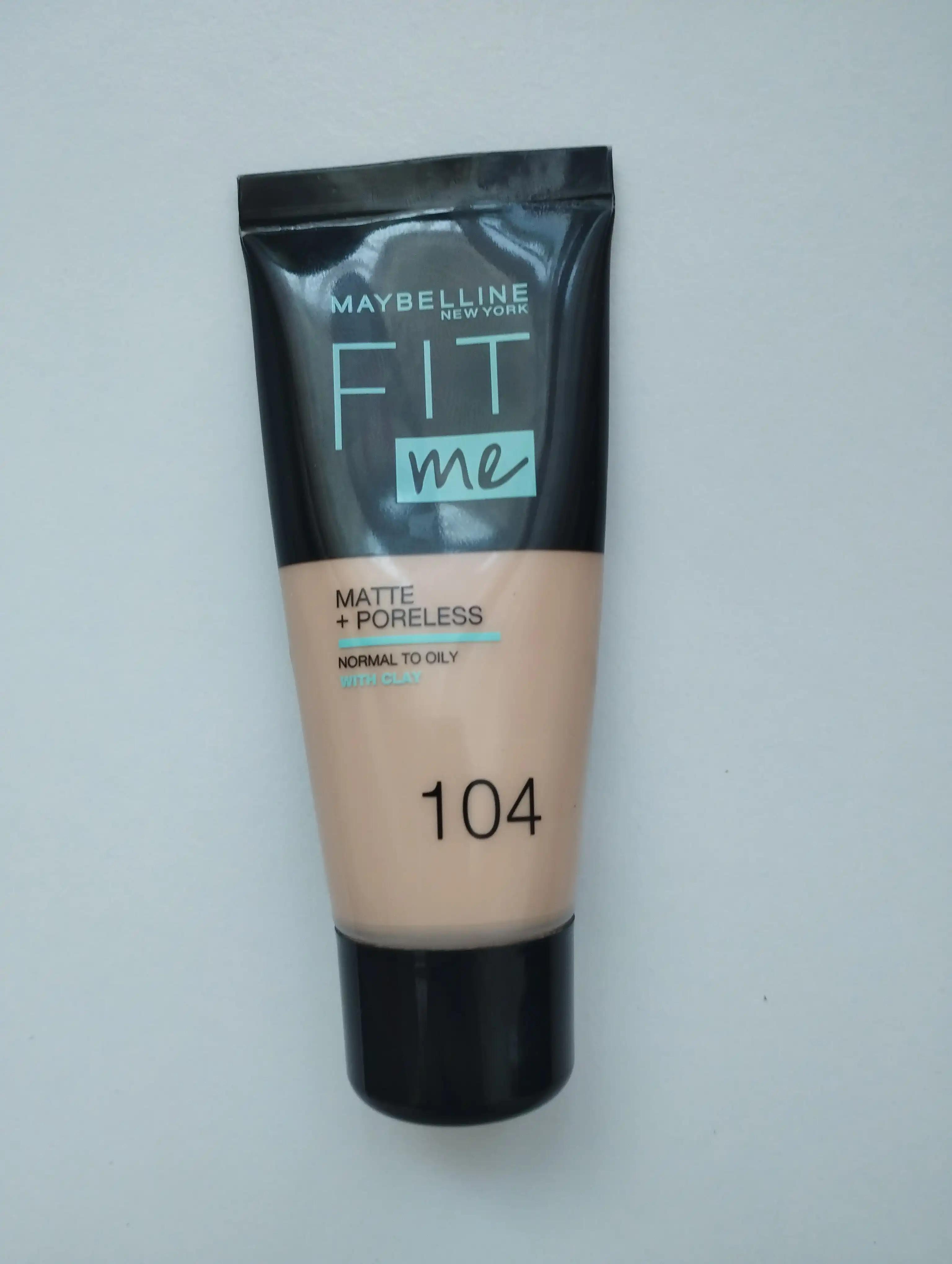 Maybelline Fit Me Liquid Foundation 104 Soft Ivory