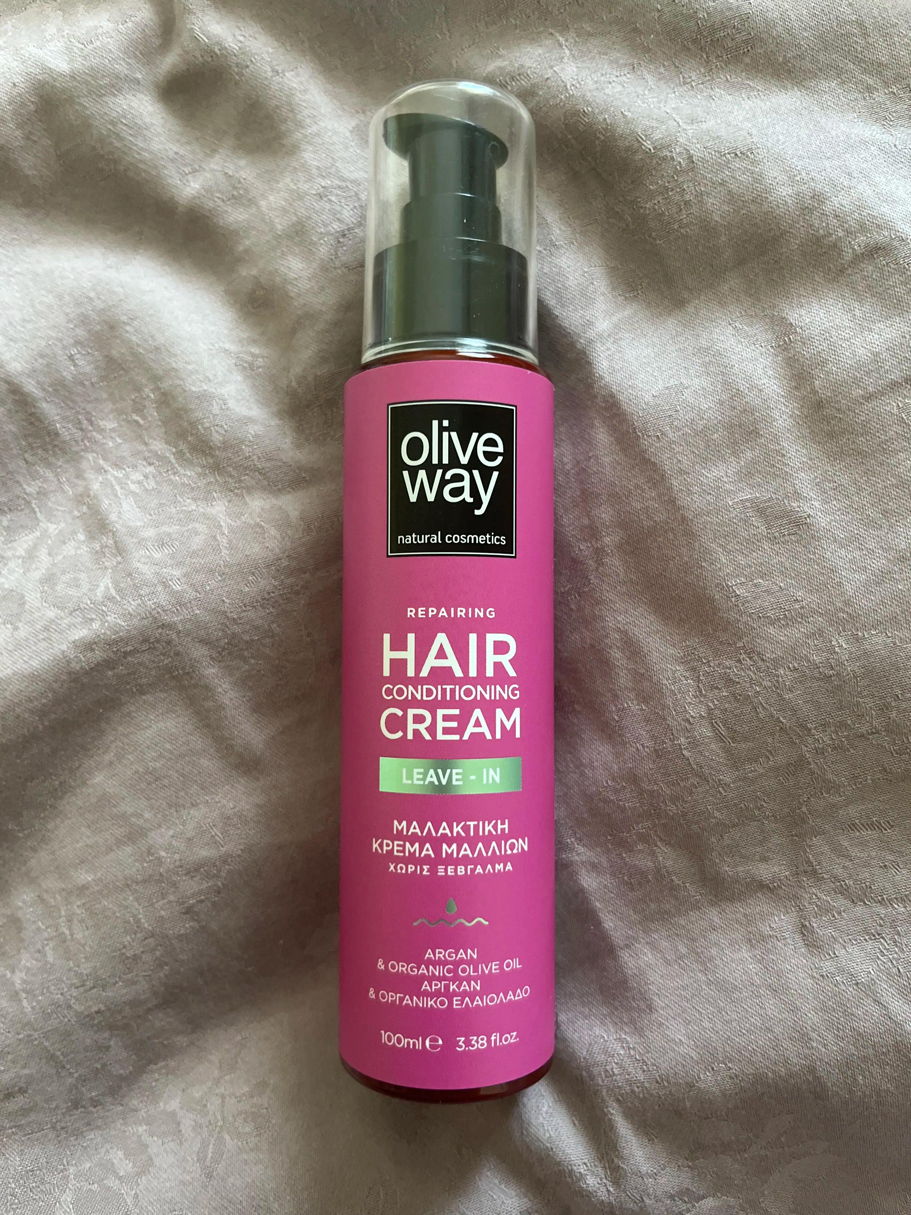 default Leave In Repairing Hair Conditioning Cream With Argan, Aloe Vera & Organic Olive Oil