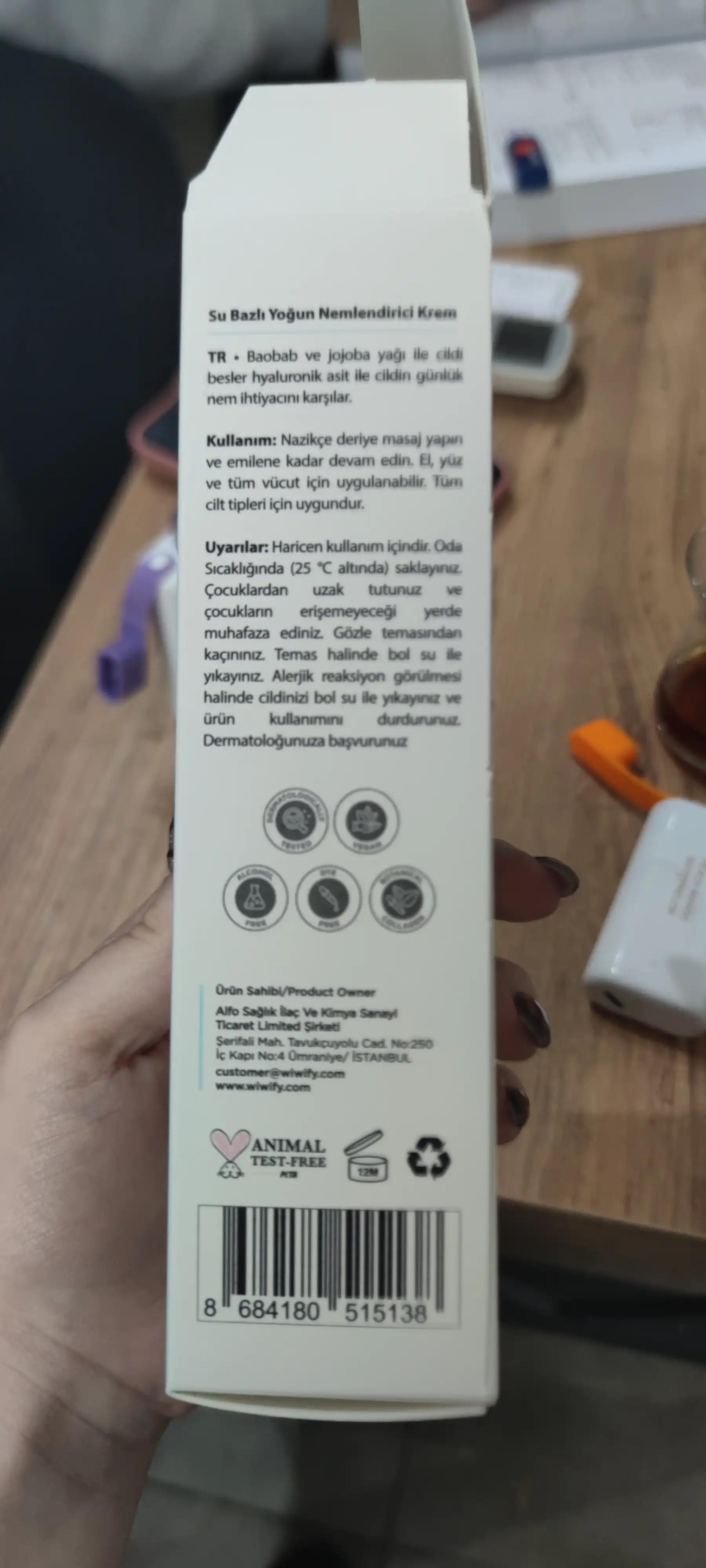 WIWIFY Su Bazlı Yoğun Nemlendirici Yüz Kremi 100 Ml Tüm Cilt Tipleri 24 Saat Etkili