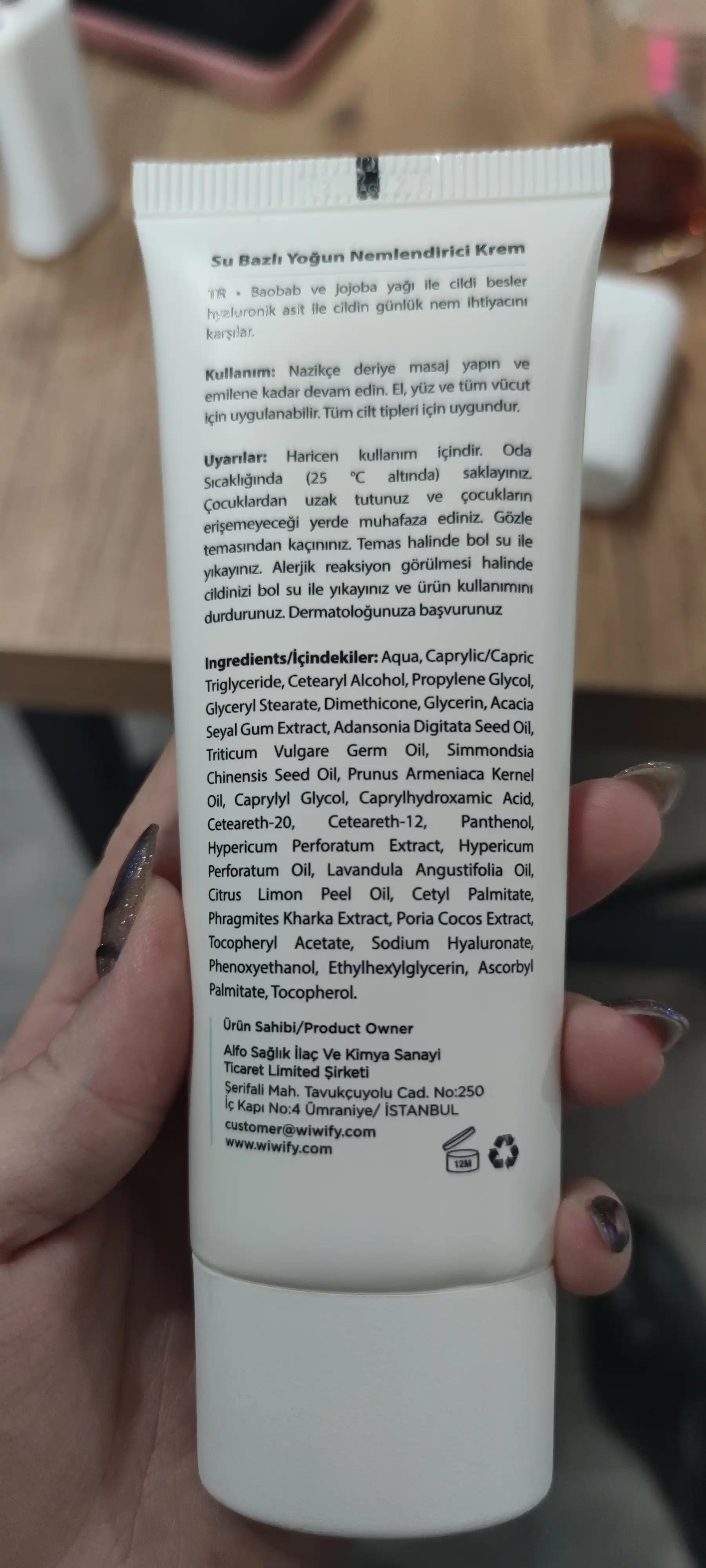 WIWIFY Su Bazlı Yoğun Nemlendirici Yüz Kremi 100 Ml Tüm Cilt Tipleri 24 Saat Etkili