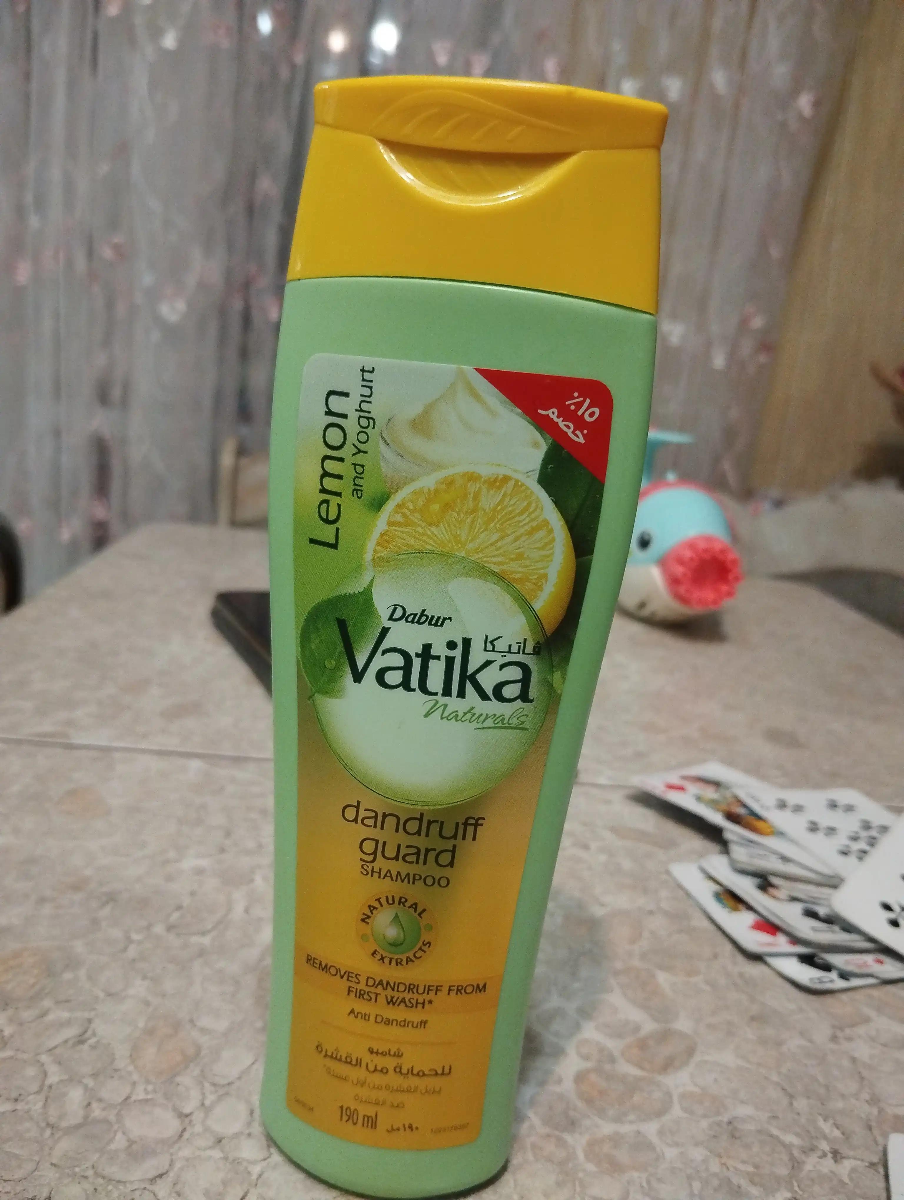 Dabur Vatika Naturals Anti Dandruff Refereshing Lemon